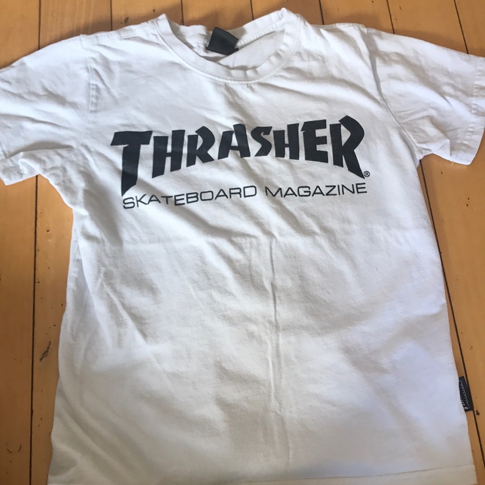 Thrasher skateboard magazine zumiez white shirt